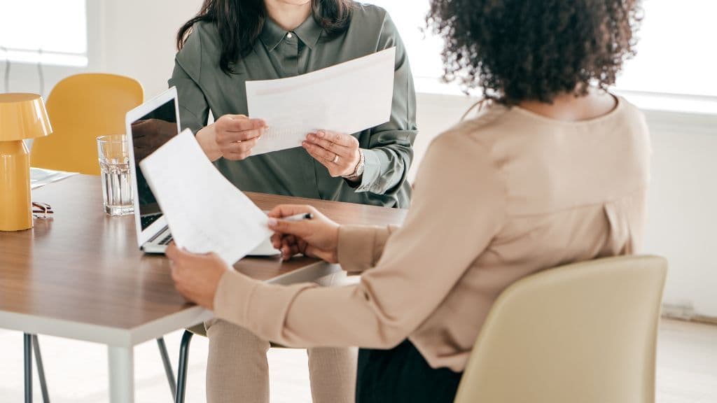 Job Search Communication 101: A View from Both Sides